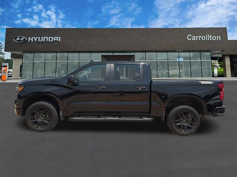 Used 2025 Chevrolet Silverado 1500 Custom Trail Boss w/ Turbomax Blackout Package AWD/4WD image 8