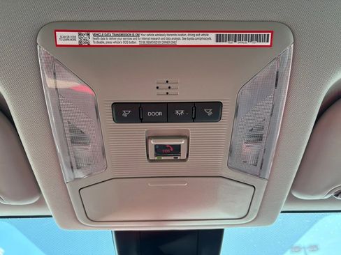 Certified 2025 Toyota RAV4 LE image 25