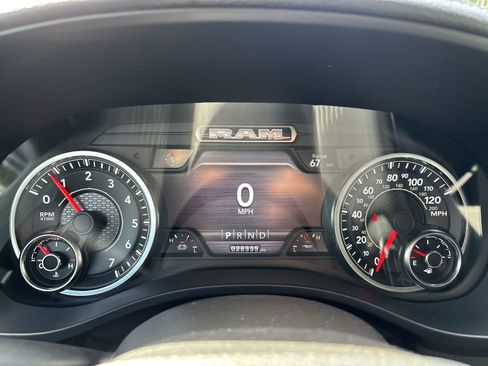Used 2021 RAM 1500 Laramie AWD/4WD image 13