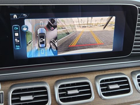 Used 2025 Mercedes-Benz GLE 350 4MATIC image 30