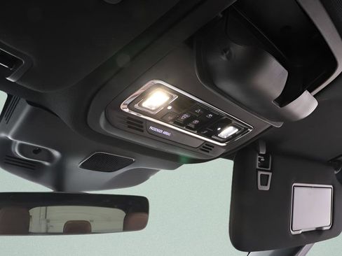 Used 2024 Lincoln Aviator Reserve w/ Equipment Group 201A image 18