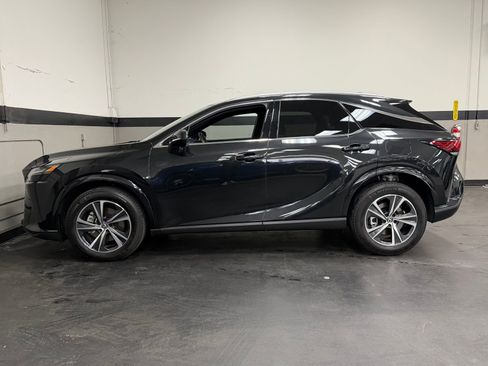 Used 2025 Lexus RX 350 FWD w/ Technology Package image 9