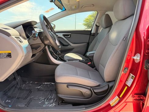Used 2015 Hyundai Elantra SE w/ Option Group 02 FWD image 24