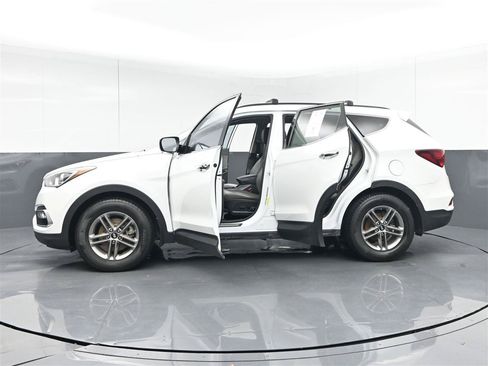 Used 2018 Hyundai Santa Fe Sport AWD/4WD image 40