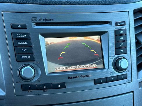 Used 2013 Subaru Outback 2.5i Limited w/ Moonroof Pkg image 24