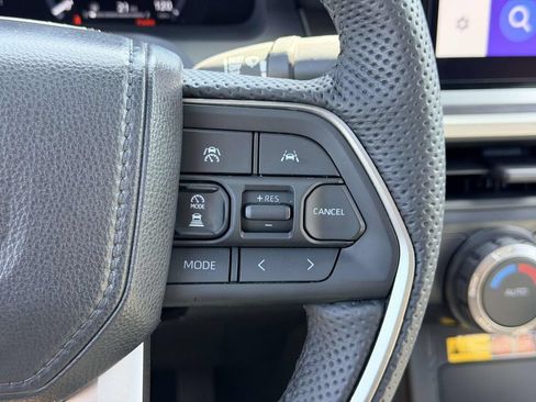 Certified 2026 Toyota Tacoma TRD Off-Road w/ TRD Off Road Upgrade Package AWD/4WD image 7