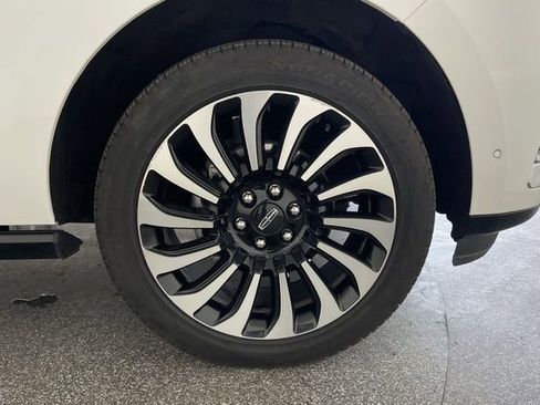 Used 2024 Lincoln Navigator Black Label image 51