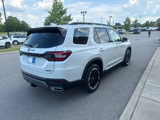 New 2026 Honda Pilot Touring image 4