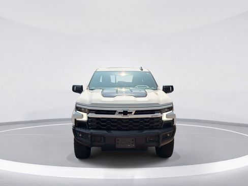 Used 2023 Chevrolet Silverado 1500 ZR2 w/ ZR2 Bison Edition AWD/4WD image 3