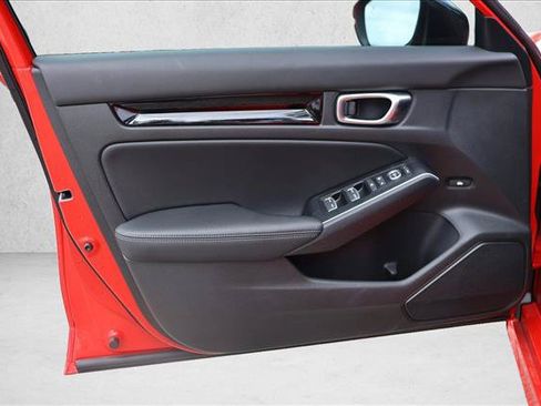 Used 2025 Honda Civic Sport Touring image 12