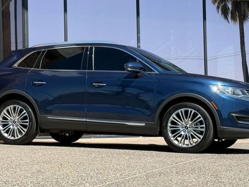 Used 2017 Lincoln MKX Reserve image 16
