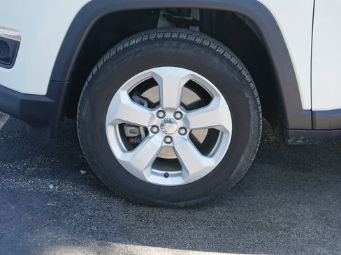 Used 2021 Jeep Compass Latitude w/ Convenience Group AWD/4WD image 6