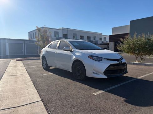 Used 2017 Toyota Corolla LE w/ Carpet Mat Package (TMS) image 2