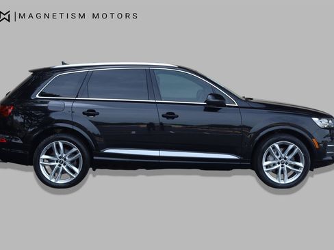 Used 2018 Audi Q7 3.0T Prestige w/ Prestige Package AWD/4WD image 2