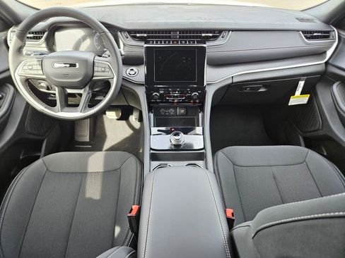 New 2025 Jeep Grand Cherokee L Laredo w/ Luxury Tech Group I image 12