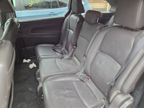 Used 2018 Honda Odyssey Touring image 9