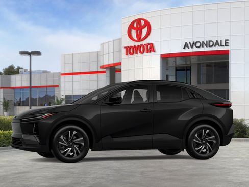 New 2026 Toyota C-HR AWD/4WD image 3