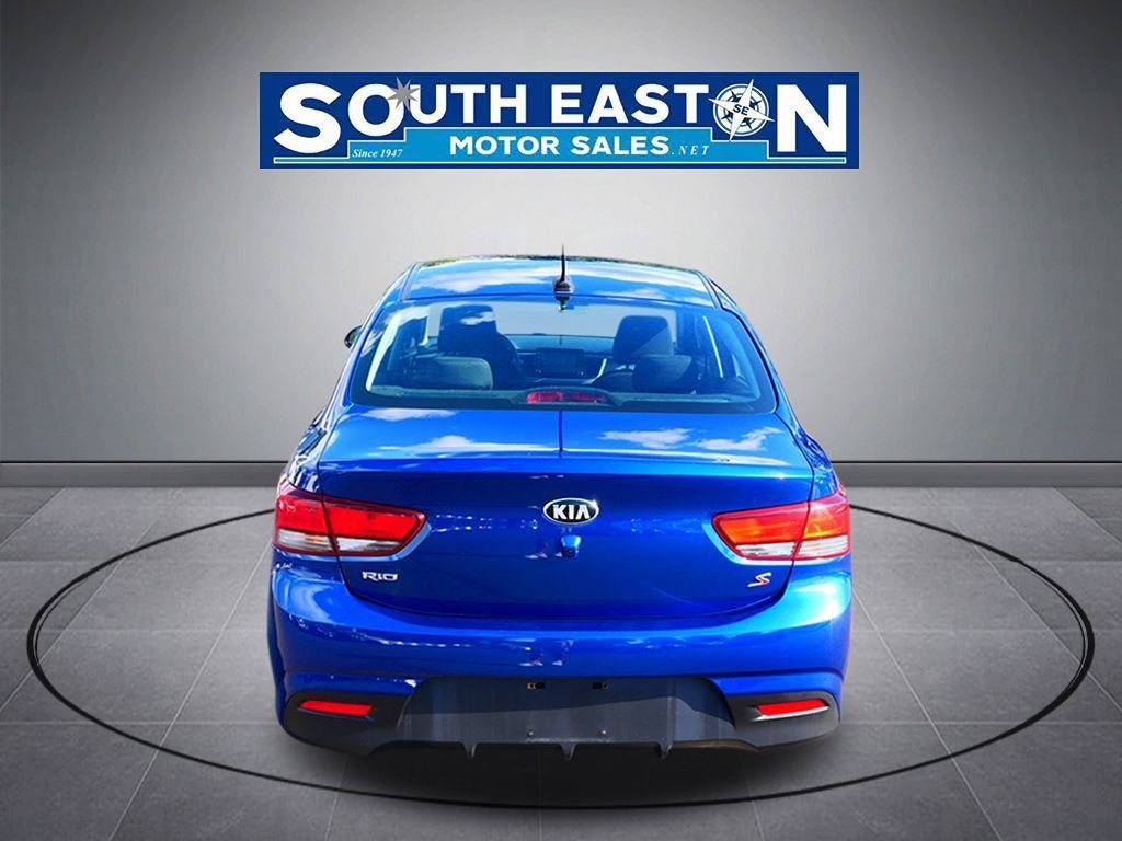 Used 2019 Kia Rio S w/ Technology Package FWD image 4