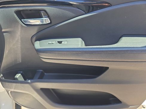 Used 2019 Honda Passport Elite image 32