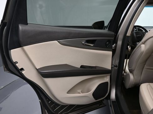 Used 2019 Lincoln Nautilus Reserve AWD/4WD image 25