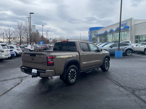Used 2023 Nissan Frontier PRO-4X w/ Pro Convenience Package image 2