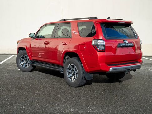 Used 2022 Toyota 4Runner TRD Off-Road Premium image 3