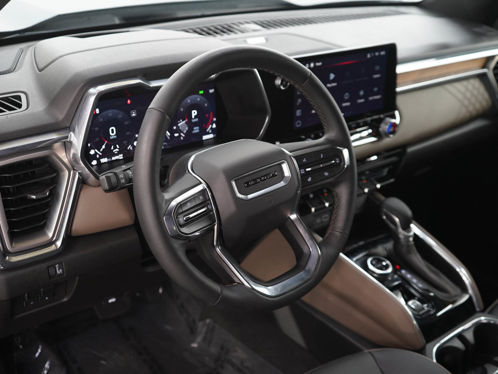 Used 2024 GMC Canyon Denali AWD/4WD image 20