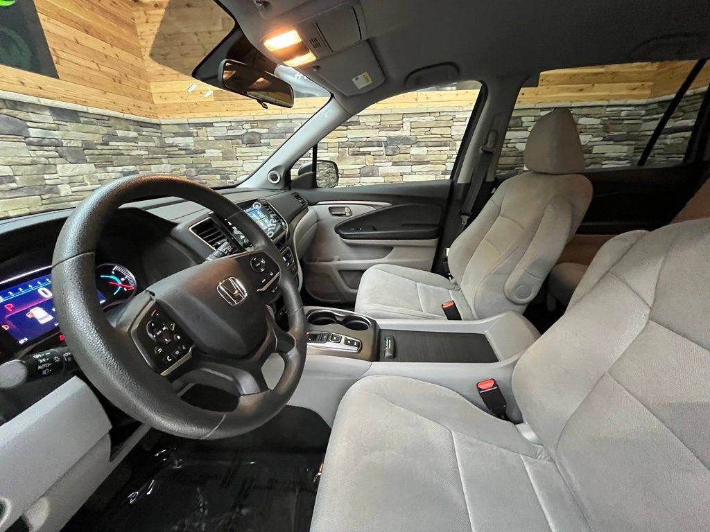 Used 2021 Honda Pilot EX image 25