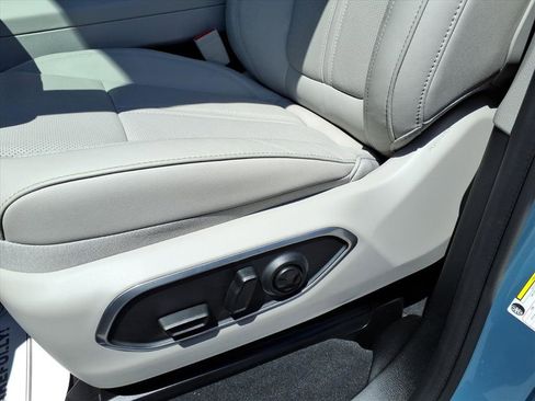 New 2026 Jeep Grand Wagoneer L 4WD image 13