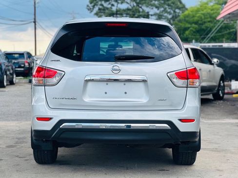 Used 2014 Nissan Pathfinder S AWD/4WD image 7