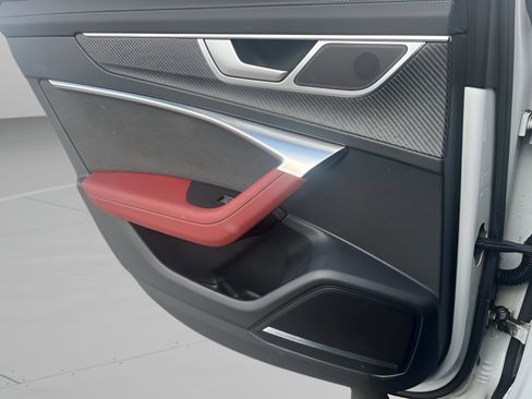 Used 2022 Audi S6 Premium Plus image 31