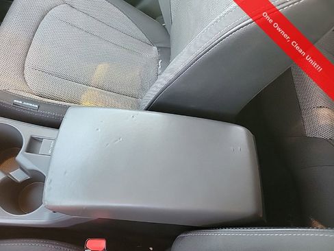 Used 2024 Subaru Crosstrek 2.0i Premium image 28