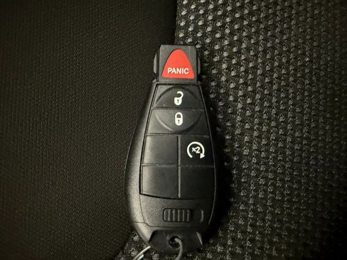 Used 2021 Jeep Cherokee Latitude image 17