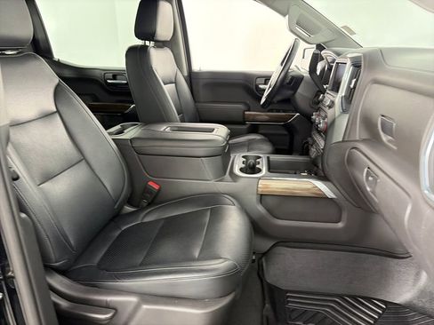 Used 2021 Chevrolet Silverado 1500 LT Trail Boss AWD/4WD image 31
