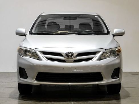 Used 2012 Toyota Corolla LE FWD image 6