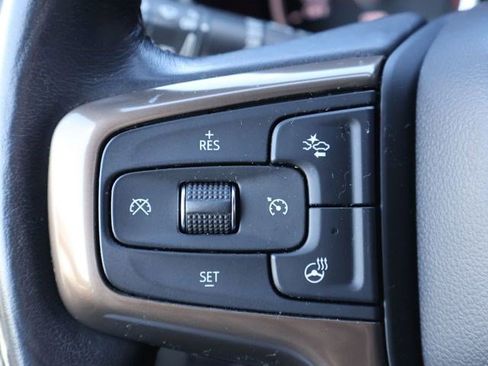 Used 2021 Chevrolet Suburban High Country w/ Premium Package AWD/4WD image 14