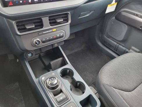 New 2025 Ford Maverick XLT w/ XLT Luxury Package image 35