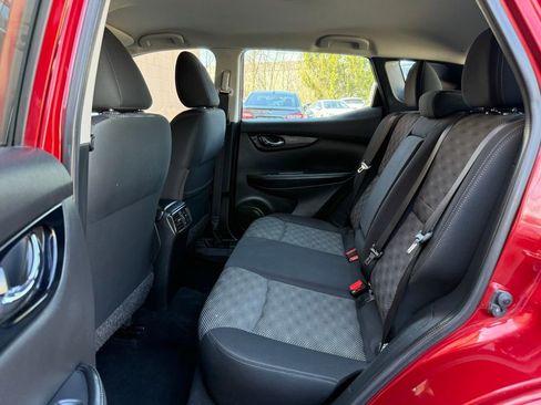 Used 2019 Nissan Rogue Sport SV image 14