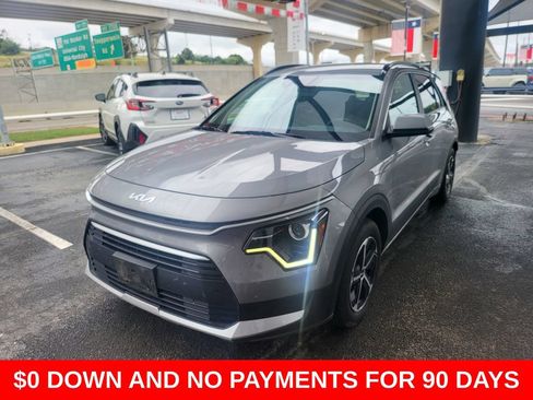 Used 2025 Kia Niro LX FWD image 1