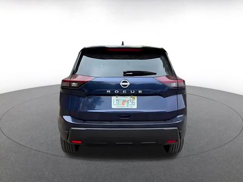 Used 2025 Nissan Rogue SV FWD image 12