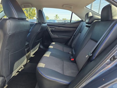 Used 2018 Toyota Corolla SE image 12