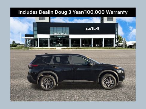 Used 2023 Nissan Rogue S image 1