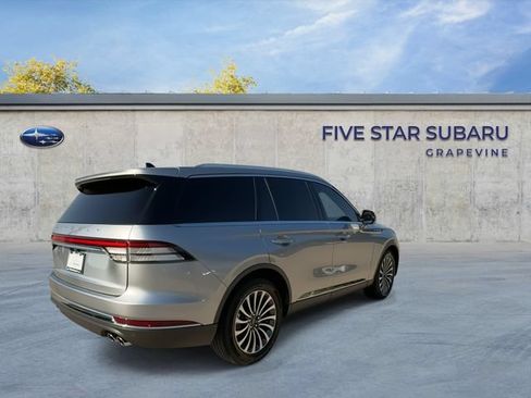Used 2024 Lincoln Aviator 2WD w/ Premium Package image 8