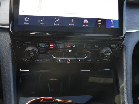 New 2025 Jeep Grand Cherokee Limited image 21