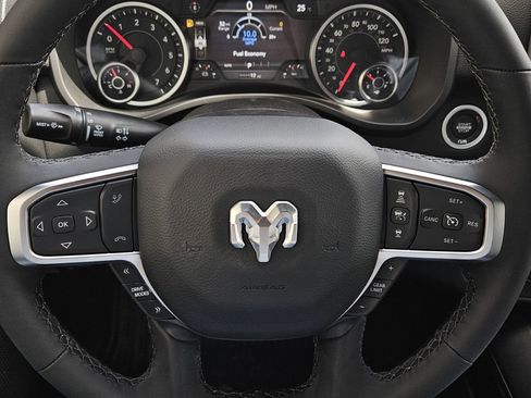 New 2026 RAM 1500 4x4 Crew Cab image 21