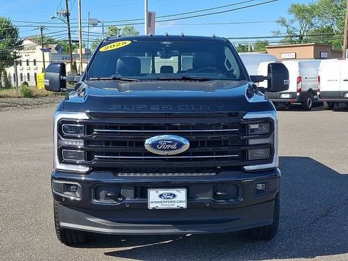 Used 2025 Ford F250 Platinum AWD/4WD image 2