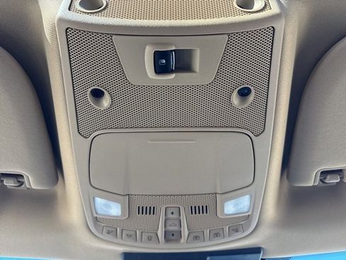 Used 2019 Ford F150 Lariat w/ Equipment Group 502A Luxury image 18