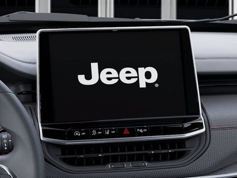 New 2026 Jeep Compass Trailhawk w/ Sun, Sound & Navigation Group AWD/4WD image 18