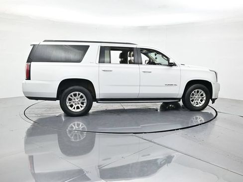 Used 2019 GMC Yukon XL SLT RWD image 2
