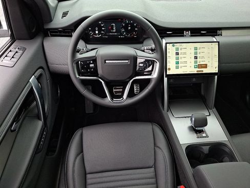 New 2026 Land Rover Discovery Sport Landmark AWD/4WD image 7